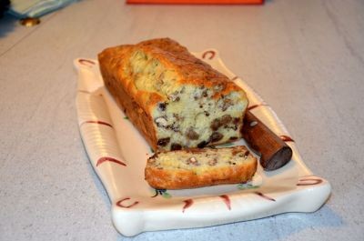 Cake au comté aux noix et aux raisins