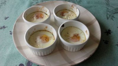 Oeufs cocotte à l’oseille